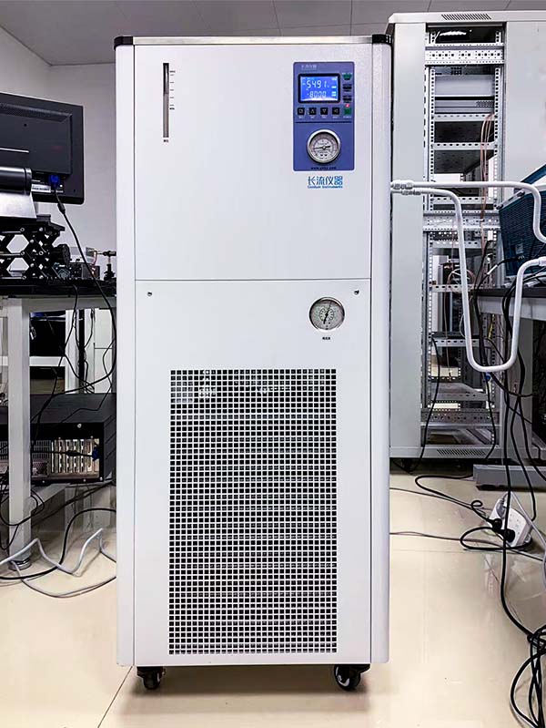 超低温循环机.jpg
