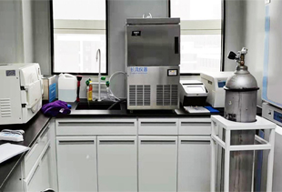雪花制冰机FM50安装于中国科学院化学研究所